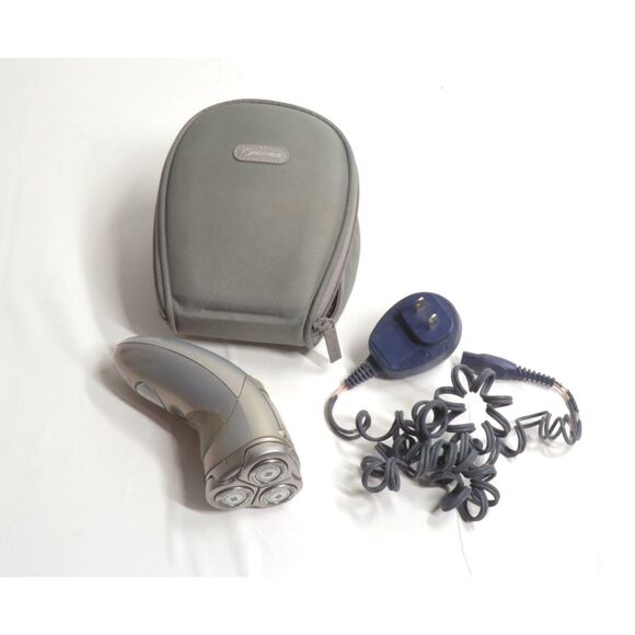 Norelco Spectra 8890XL Electric Shaver Charging Cord and Zip Around Carry Case